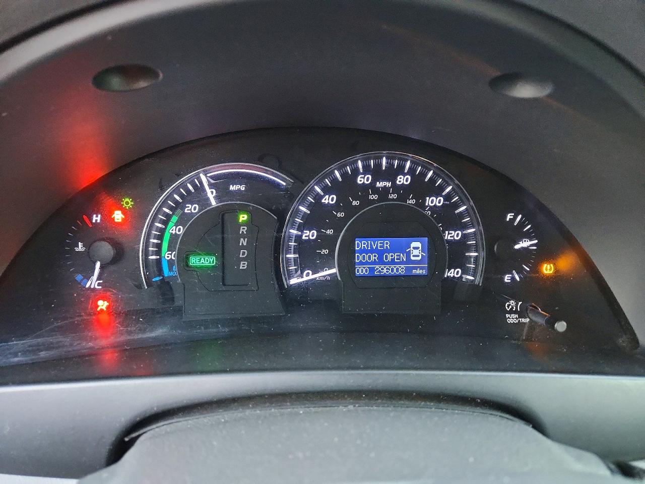 2010 TOYOTA CAMRY HYBRID photo 17