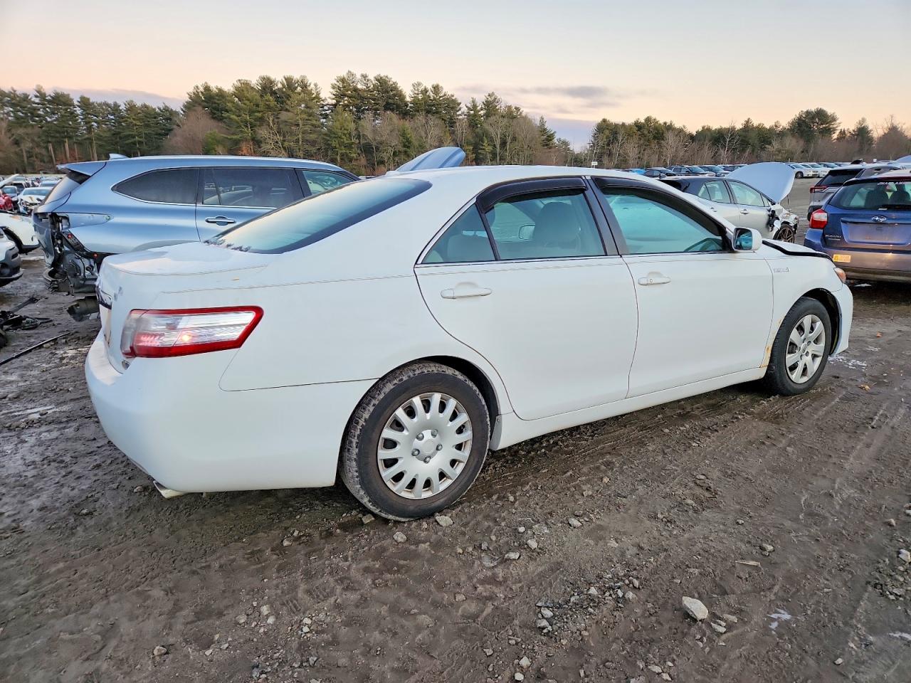 2010 TOYOTA CAMRY HYBRID photo 5