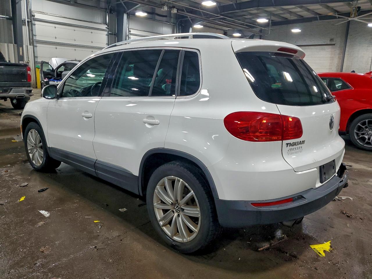 2012 VOLKSWAGEN TIGUAN S photo 3