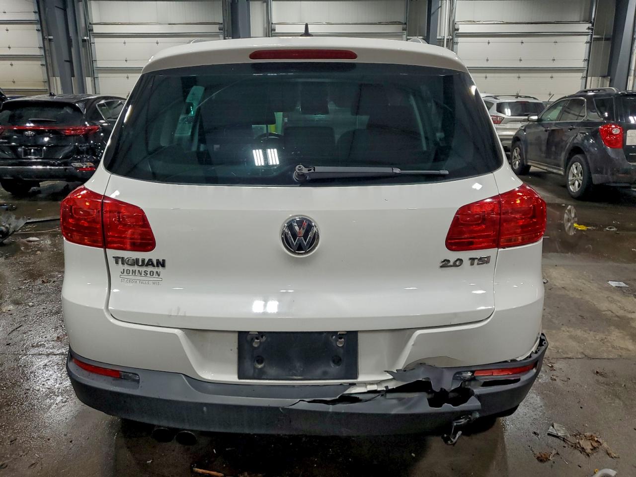 2012 VOLKSWAGEN TIGUAN S photo 11