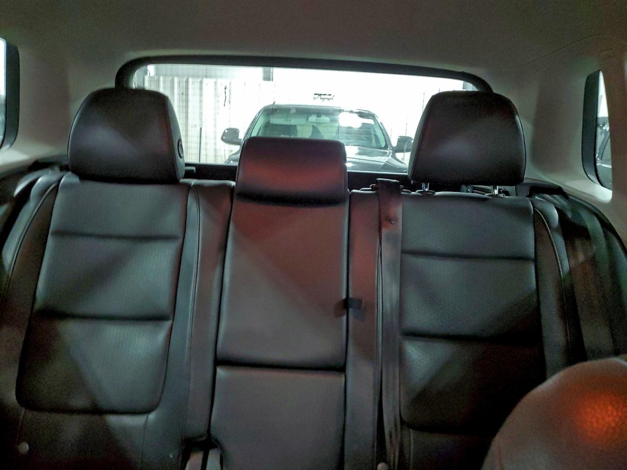 2012 VOLKSWAGEN TIGUAN S photo 19