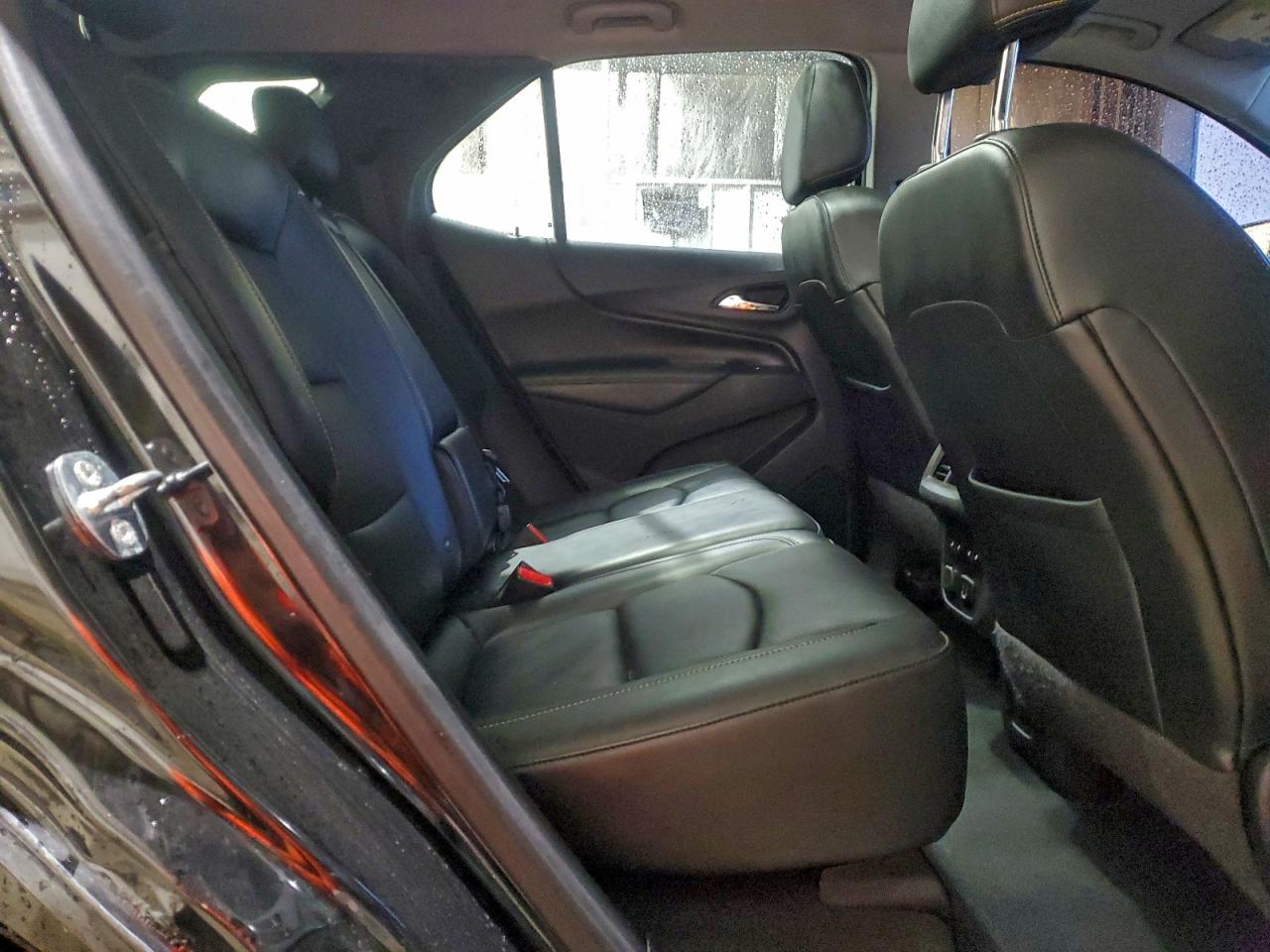 2018 CHEVROLET EQUINOX PREMIER photo 11