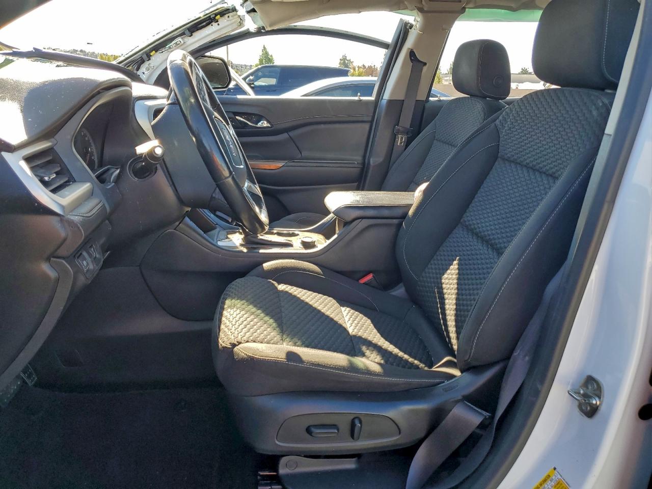 2019 GMC ACADIA SLE photo 7