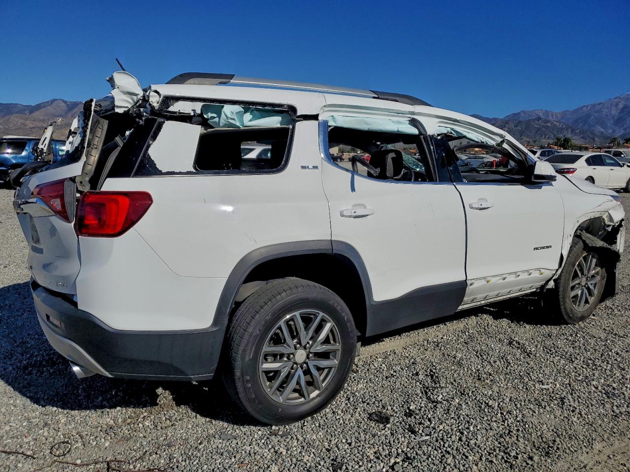 2019 GMC ACADIA SLE photo 3