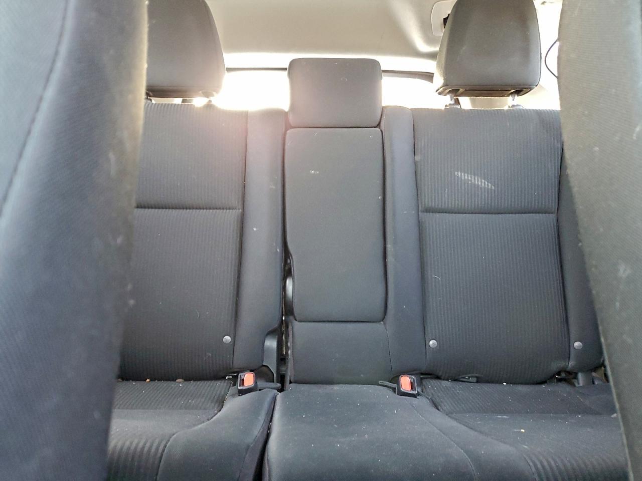2017 TOYOTA RAV4 LE photo 10