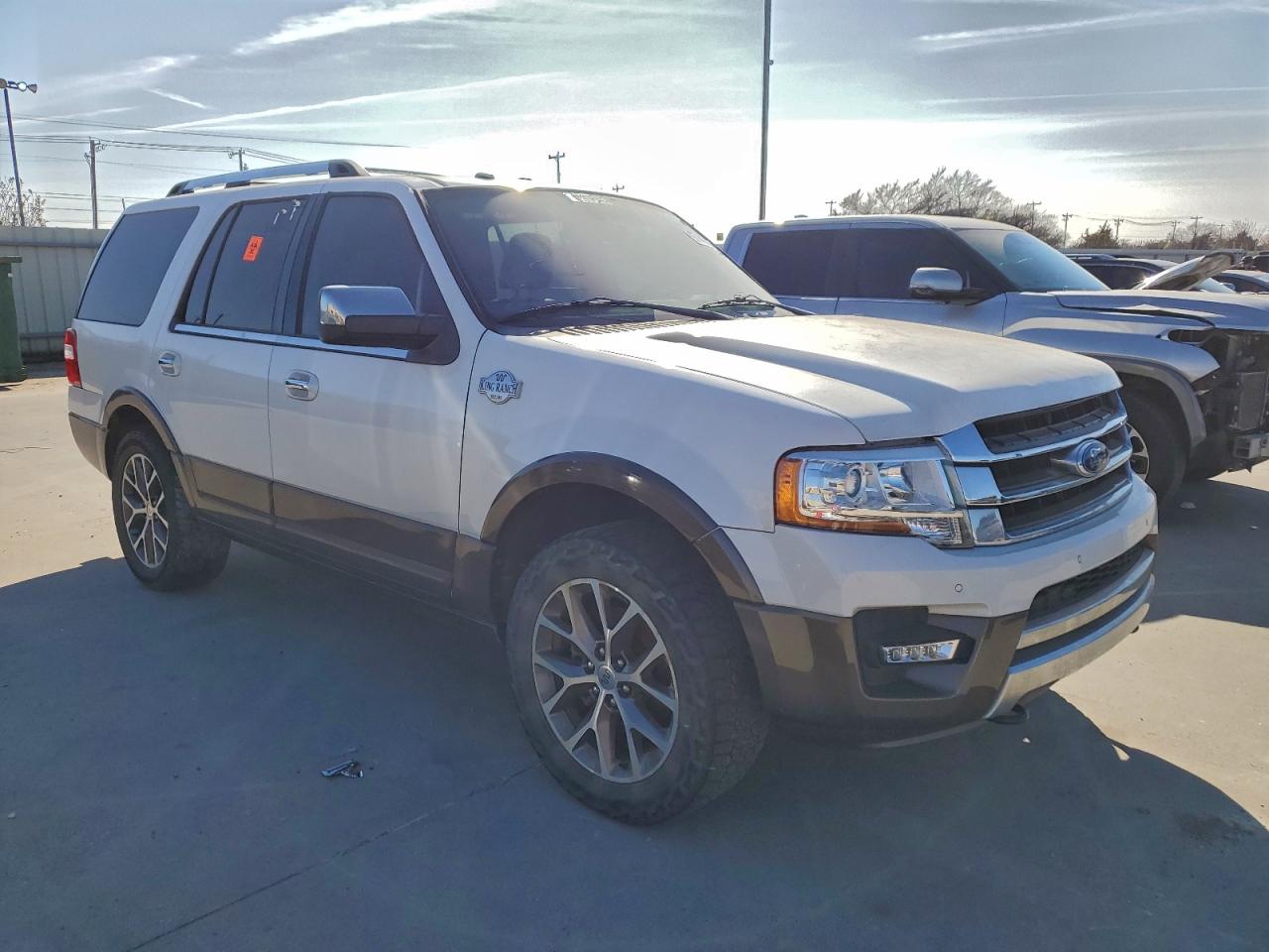 2017 FORD EXPEDITION XLT photo 13