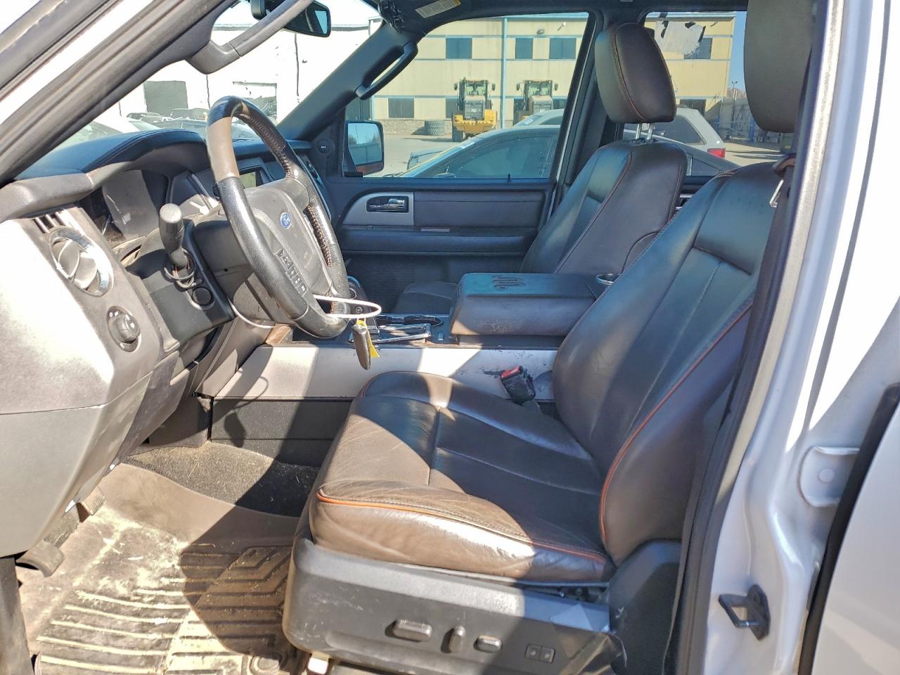 2017 FORD EXPEDITION XLT photo 25