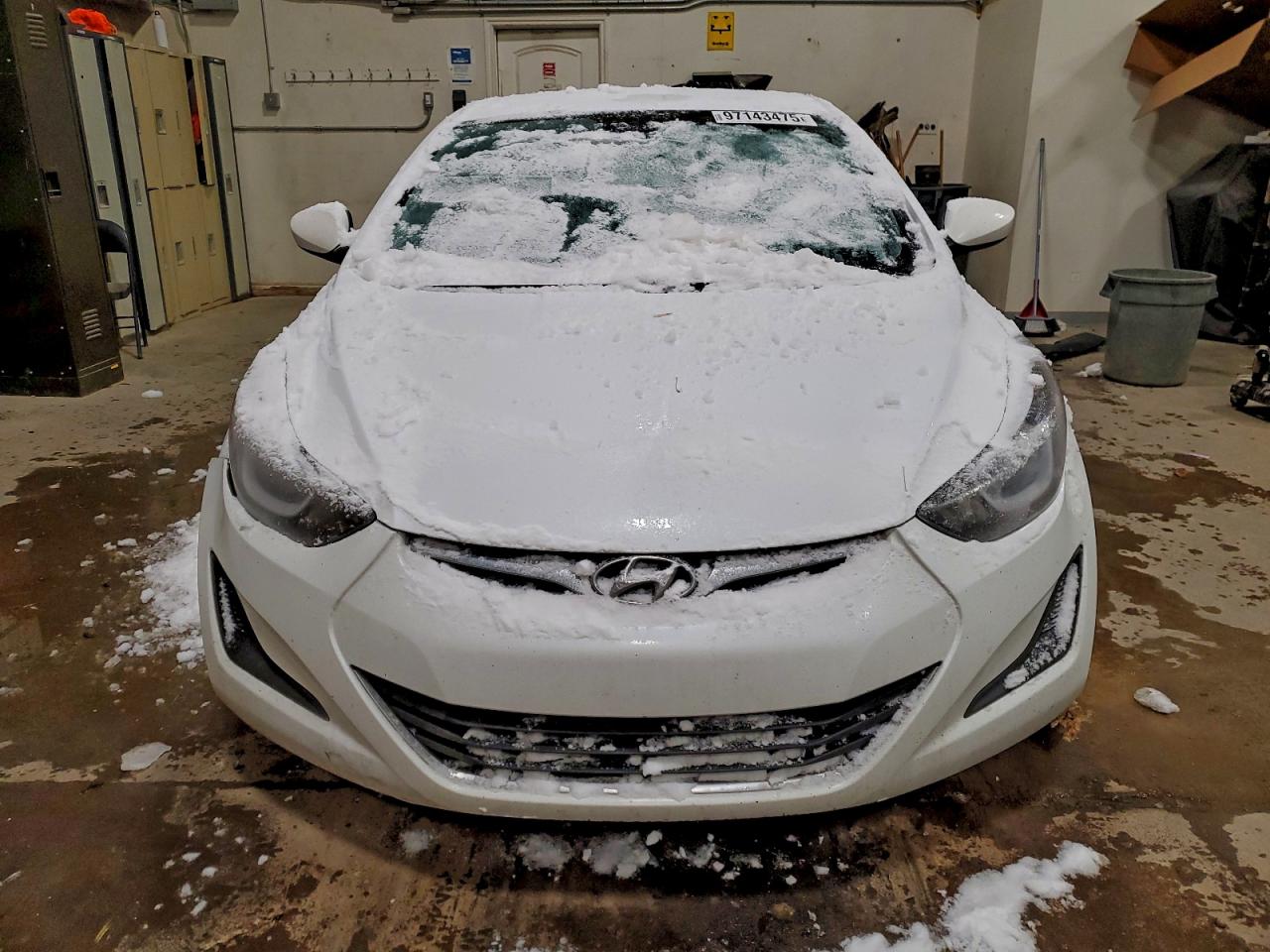 2016 HYUNDAI ELANTRA SE photo 5