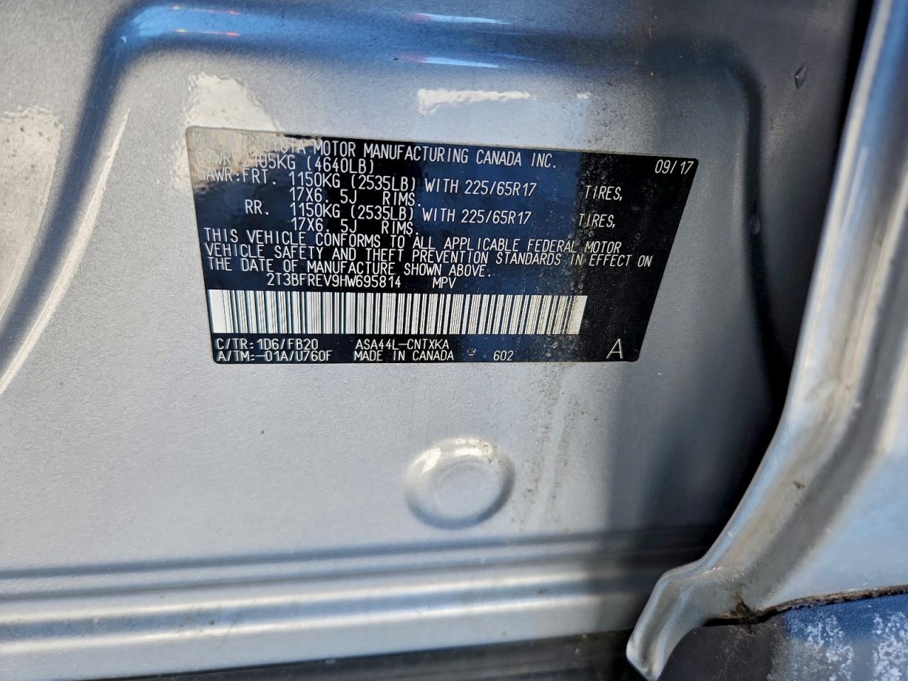 2017 TOYOTA RAV4 LE photo 40