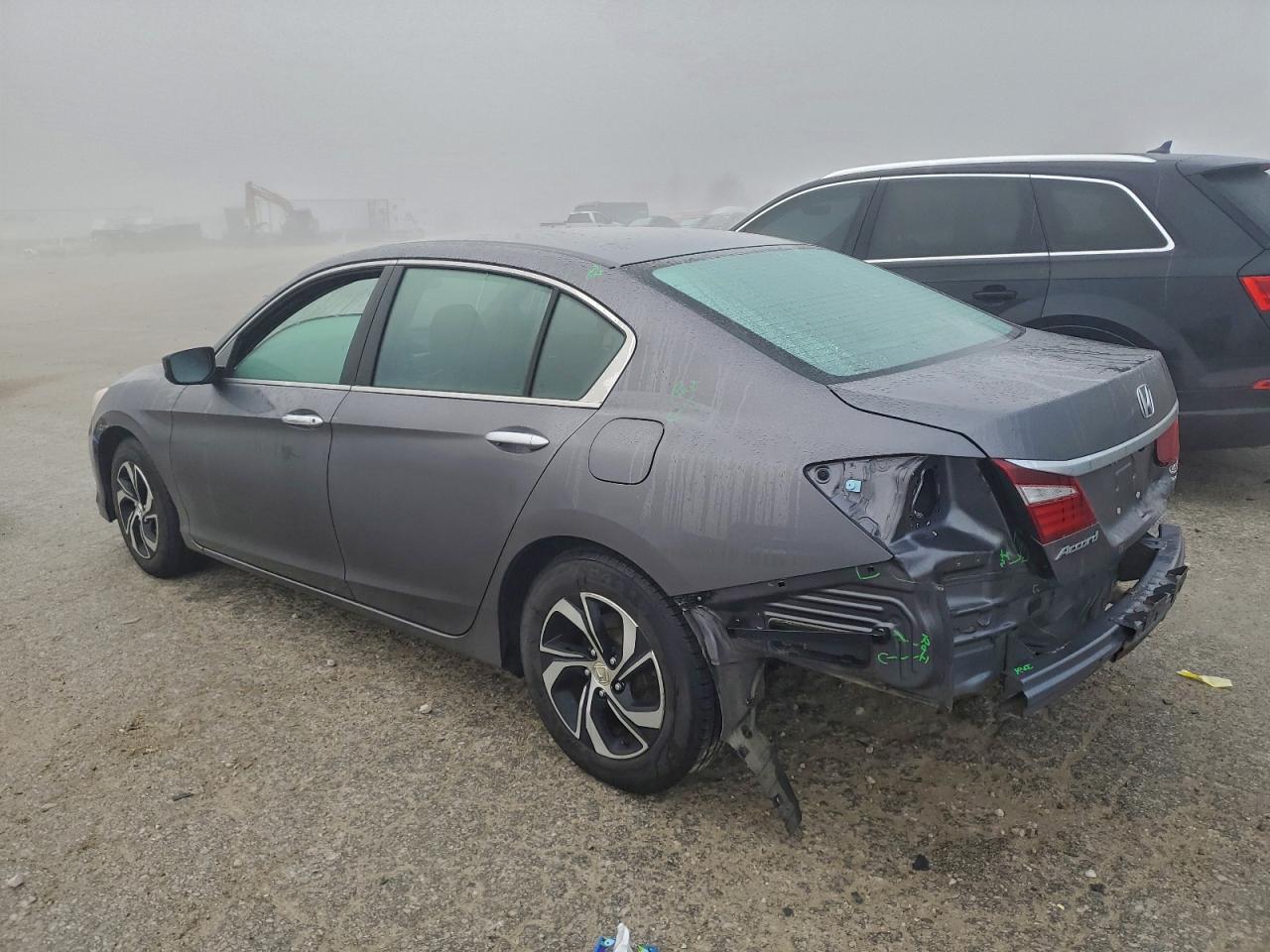 2017 HONDA ACCORD LX photo 3