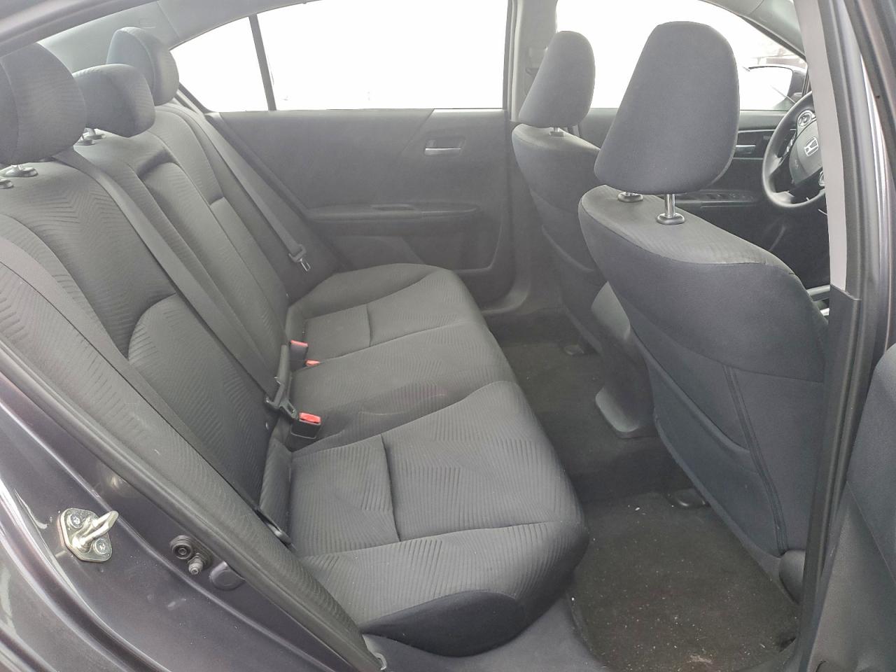 2017 HONDA ACCORD LX photo 19