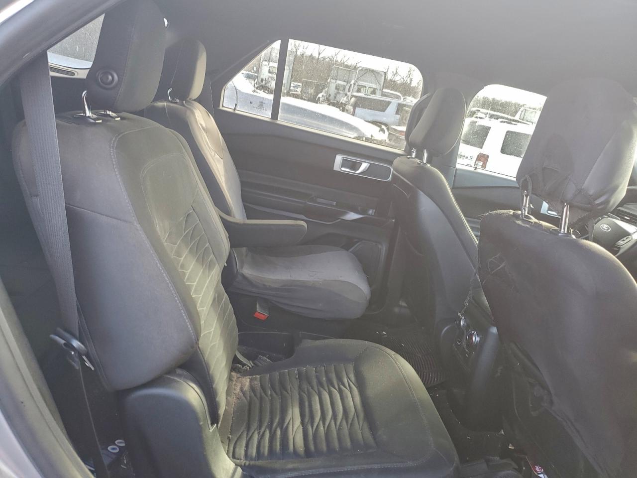 2020 FORD EXPLORER XLT photo 21