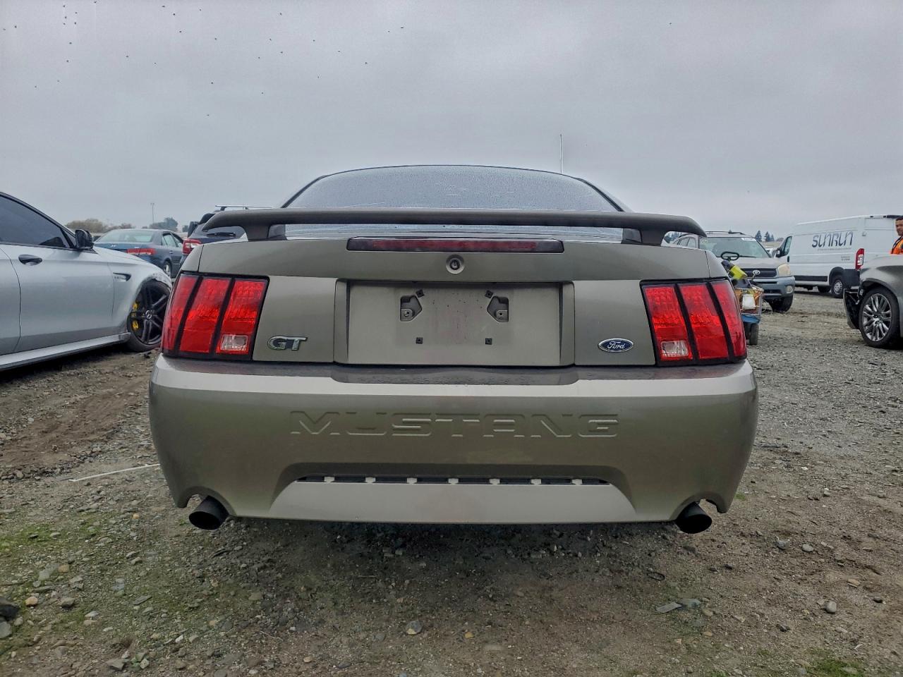 2002 FORD MUSTANG GT photo 11