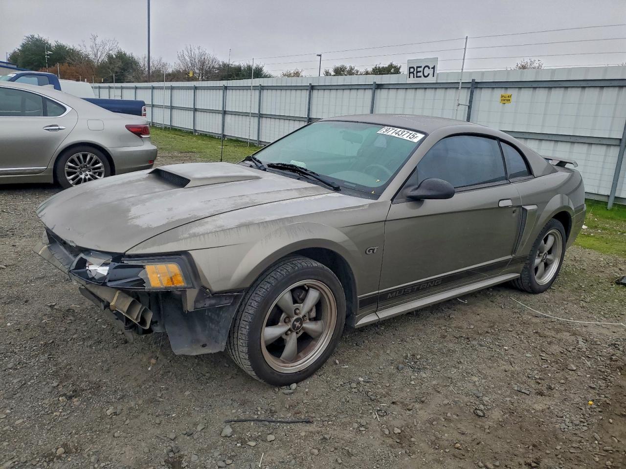 2002 FORD MUSTANG