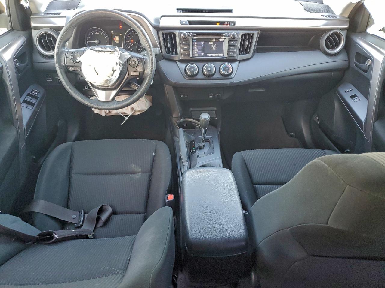 2017 TOYOTA RAV4 LE photo 15