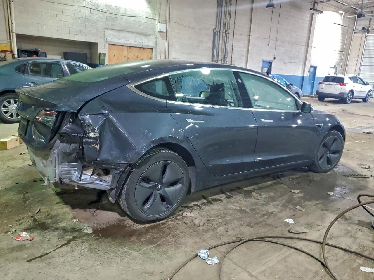 2020 TESLA MODEL 3 photo 3