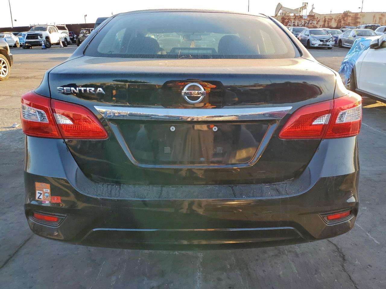 2019 NISSAN SENTRA S photo 6