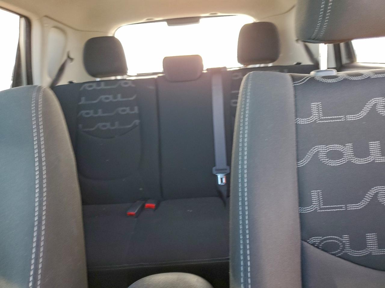 2013 KIA SOUL + photo 10