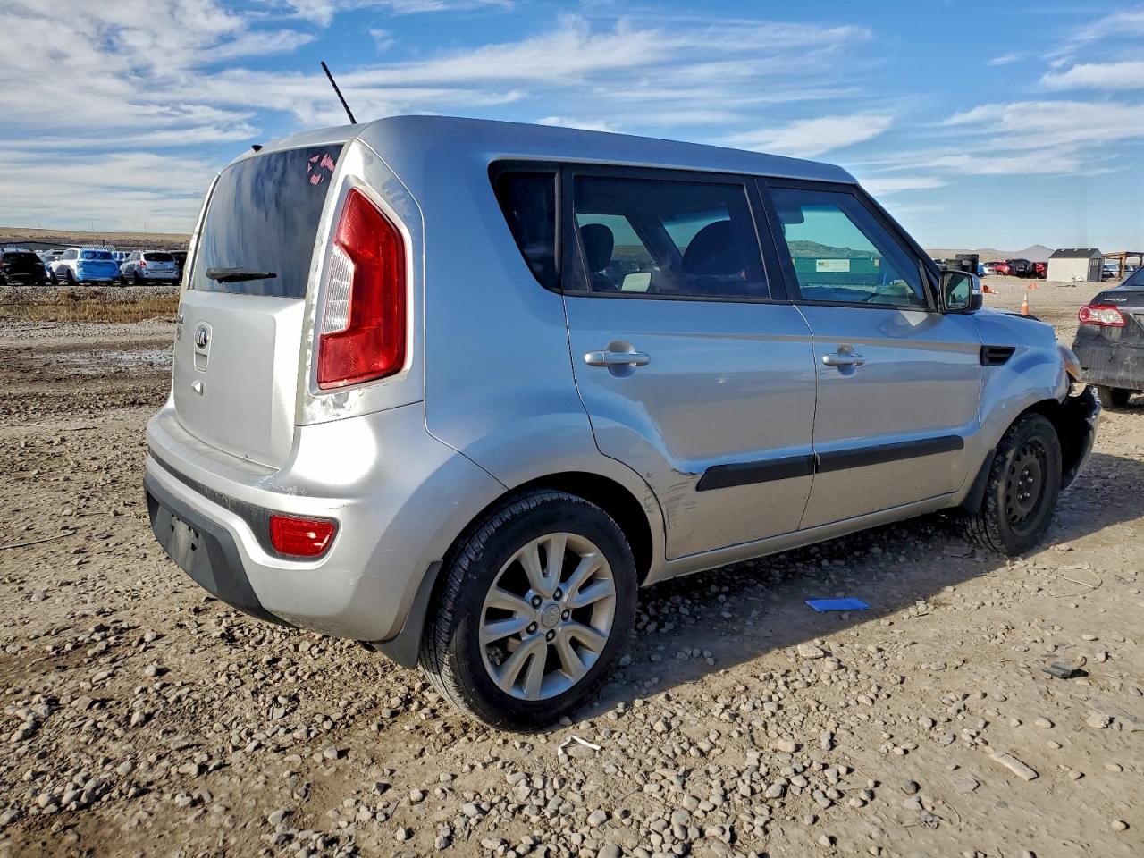 2013 KIA SOUL + photo 3