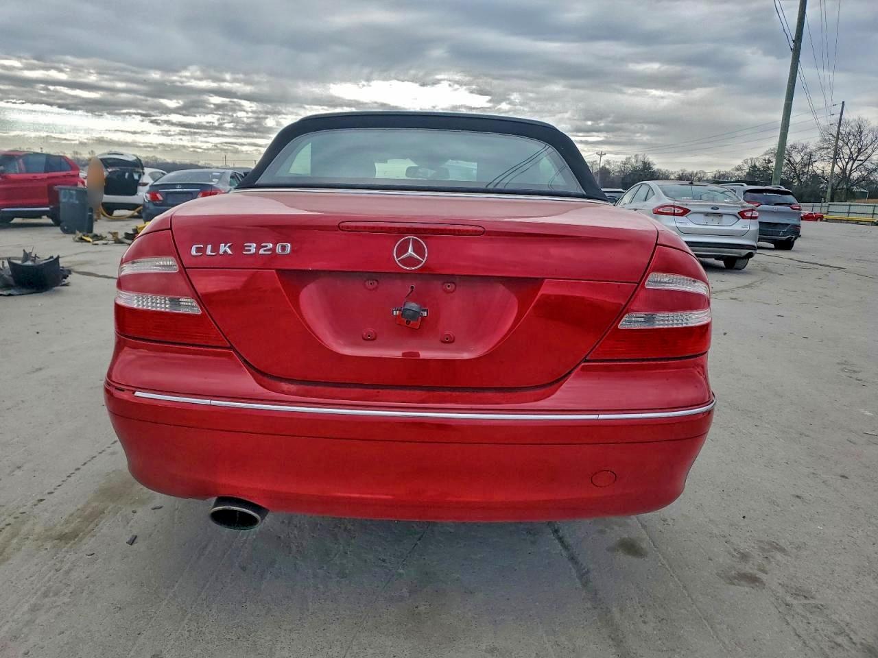 2005 MERCEDES-BENZ CLK 320 photo 6