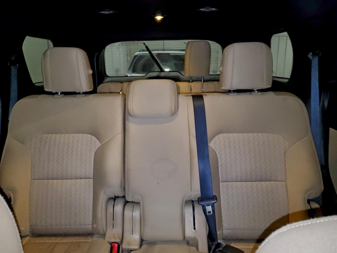 2016 FORD EXPLORER photo 19