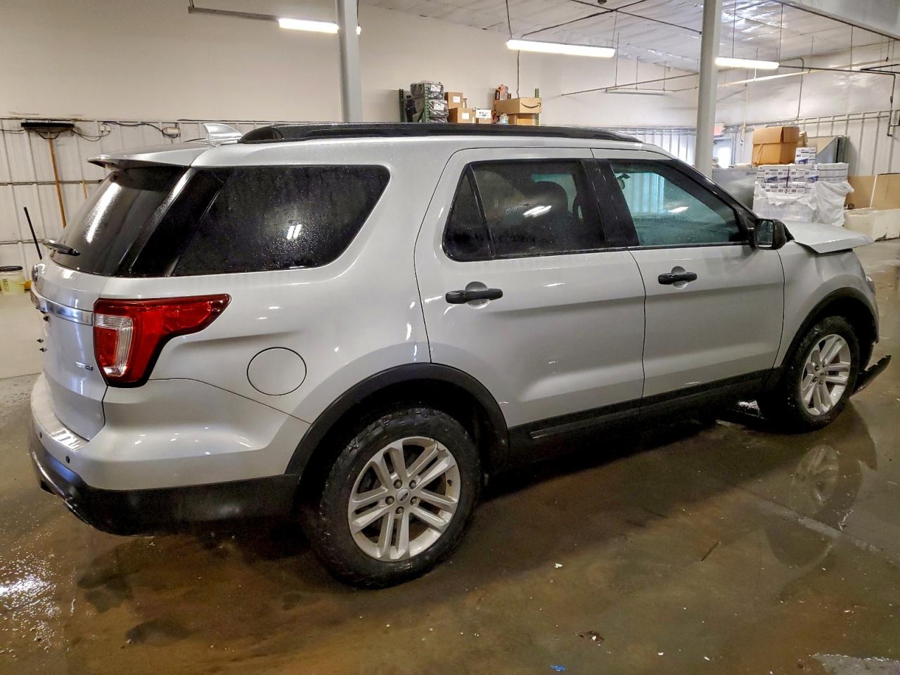 2016 FORD EXPLORER photo 5