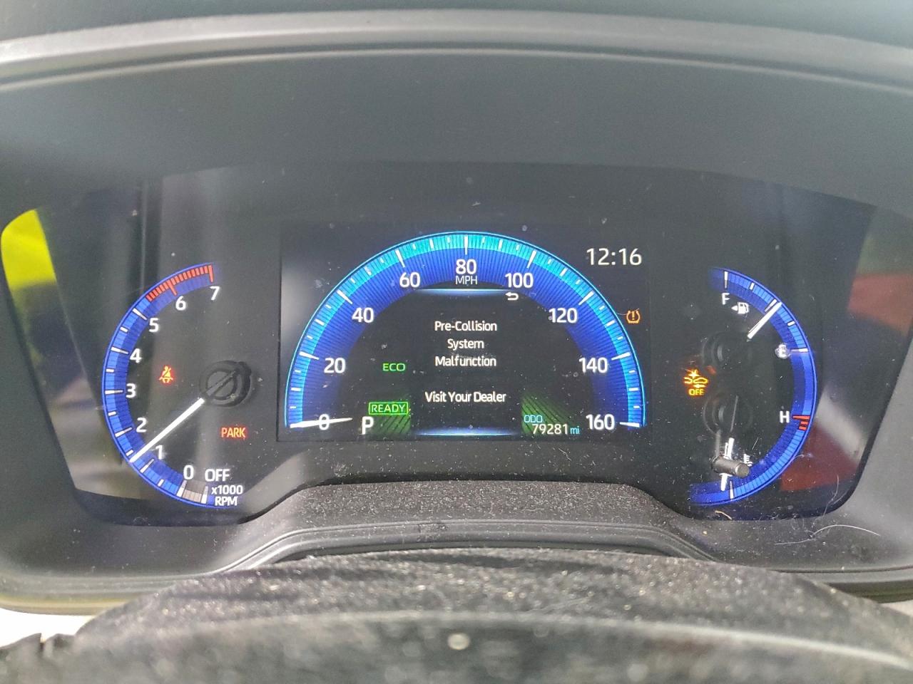 2020 TOYOTA COROLLA LE photo 9
