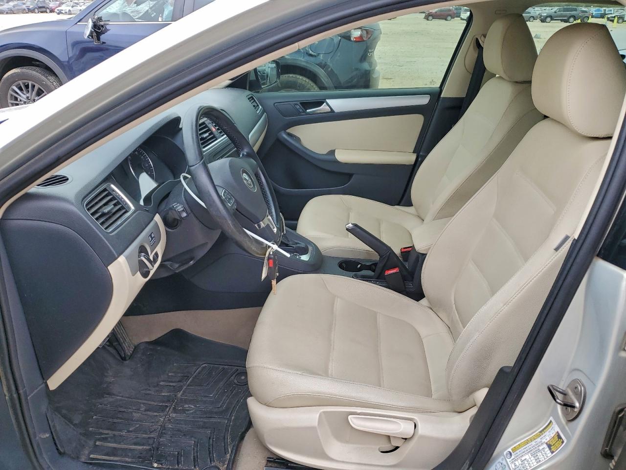 2012 VOLKSWAGEN JETTA TDI photo 7