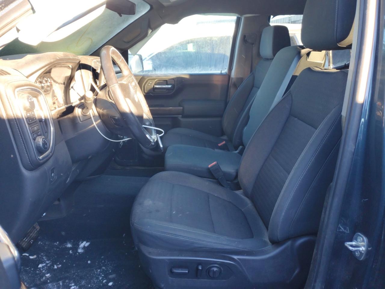 2020 CHEVROLET SILVERADO K1500 LT photo 19