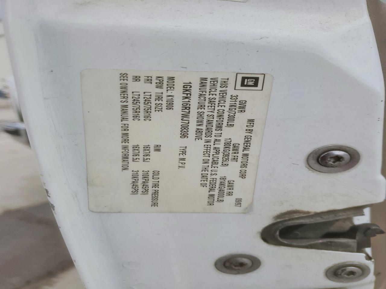 1998 GMC SUBURBAN K1500 photo 12