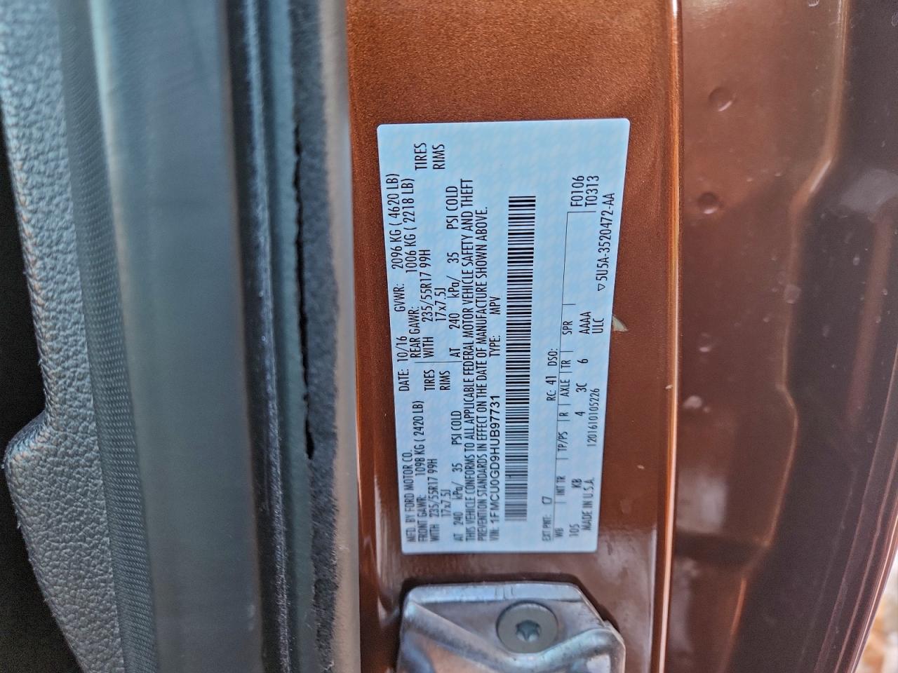 2017 FORD ESCAPE SE photo 23