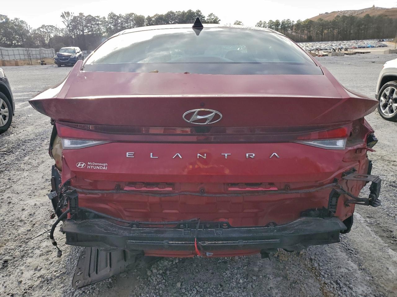 2023 HYUNDAI ELANTRA SEL photo 6
