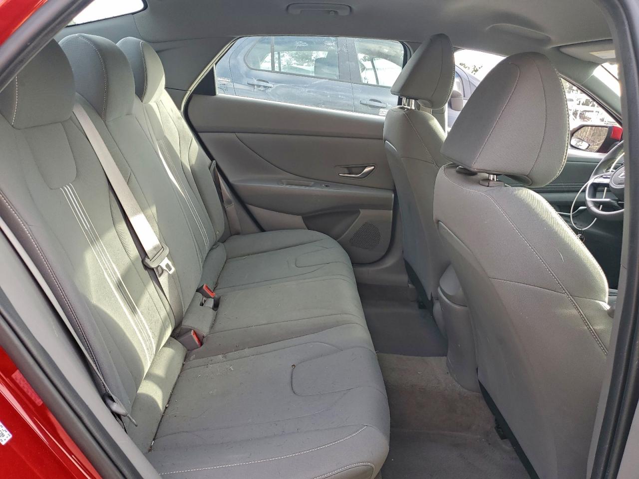 2023 HYUNDAI ELANTRA SEL photo 10