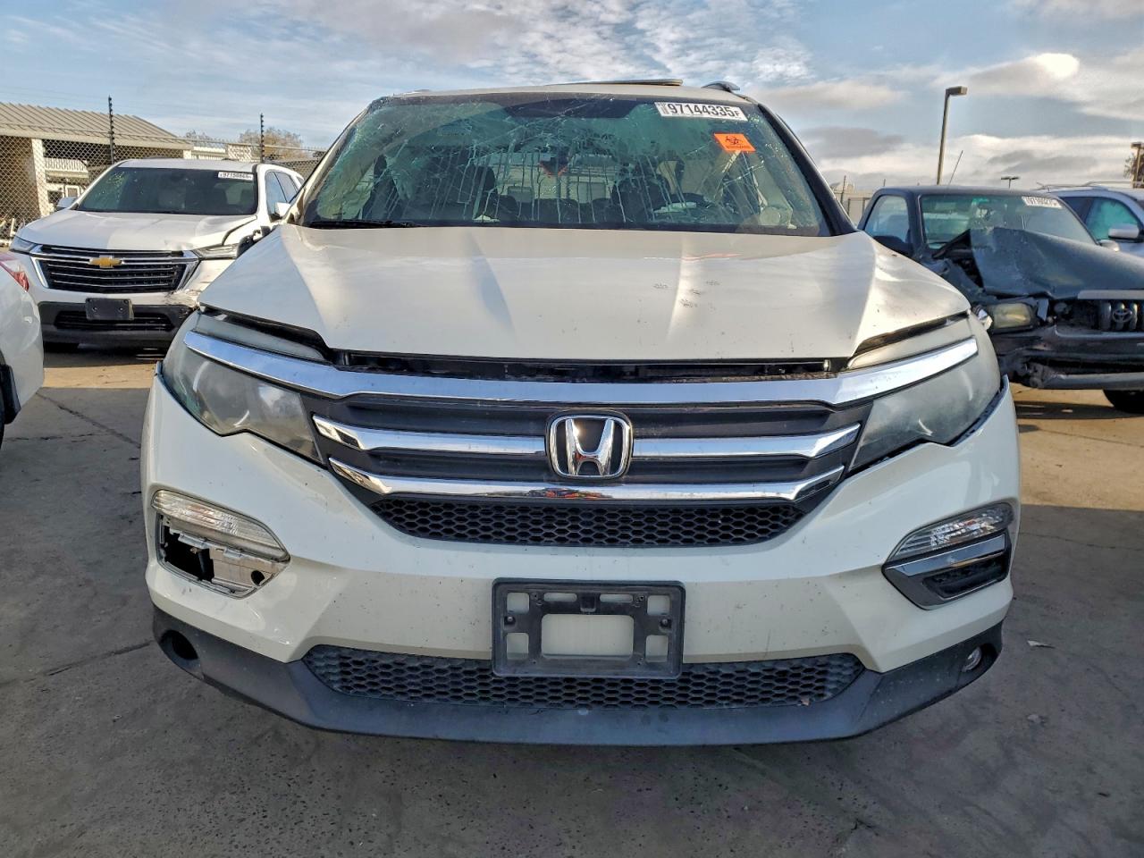 2016 HONDA PILOT EXL photo 5