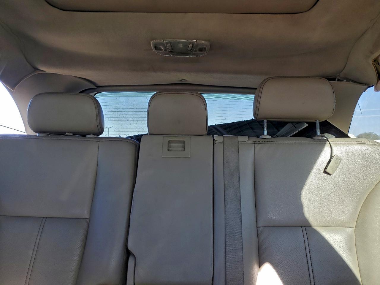 2010 FORD EDGE SEL photo 28