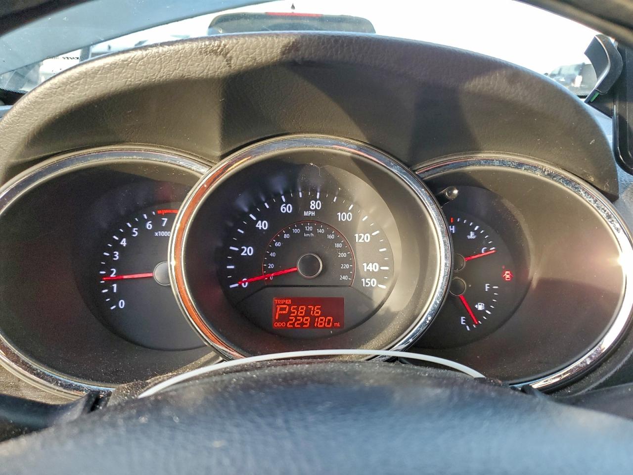 2012 KIA SORENTO BASE photo 25