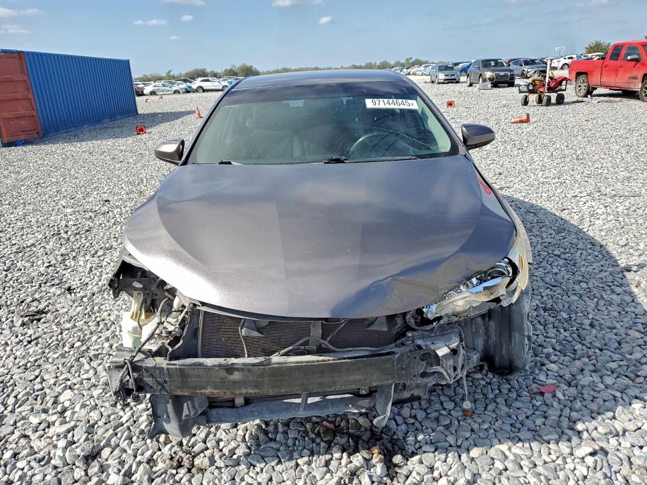 2015 TOYOTA CAMRY LE photo 5