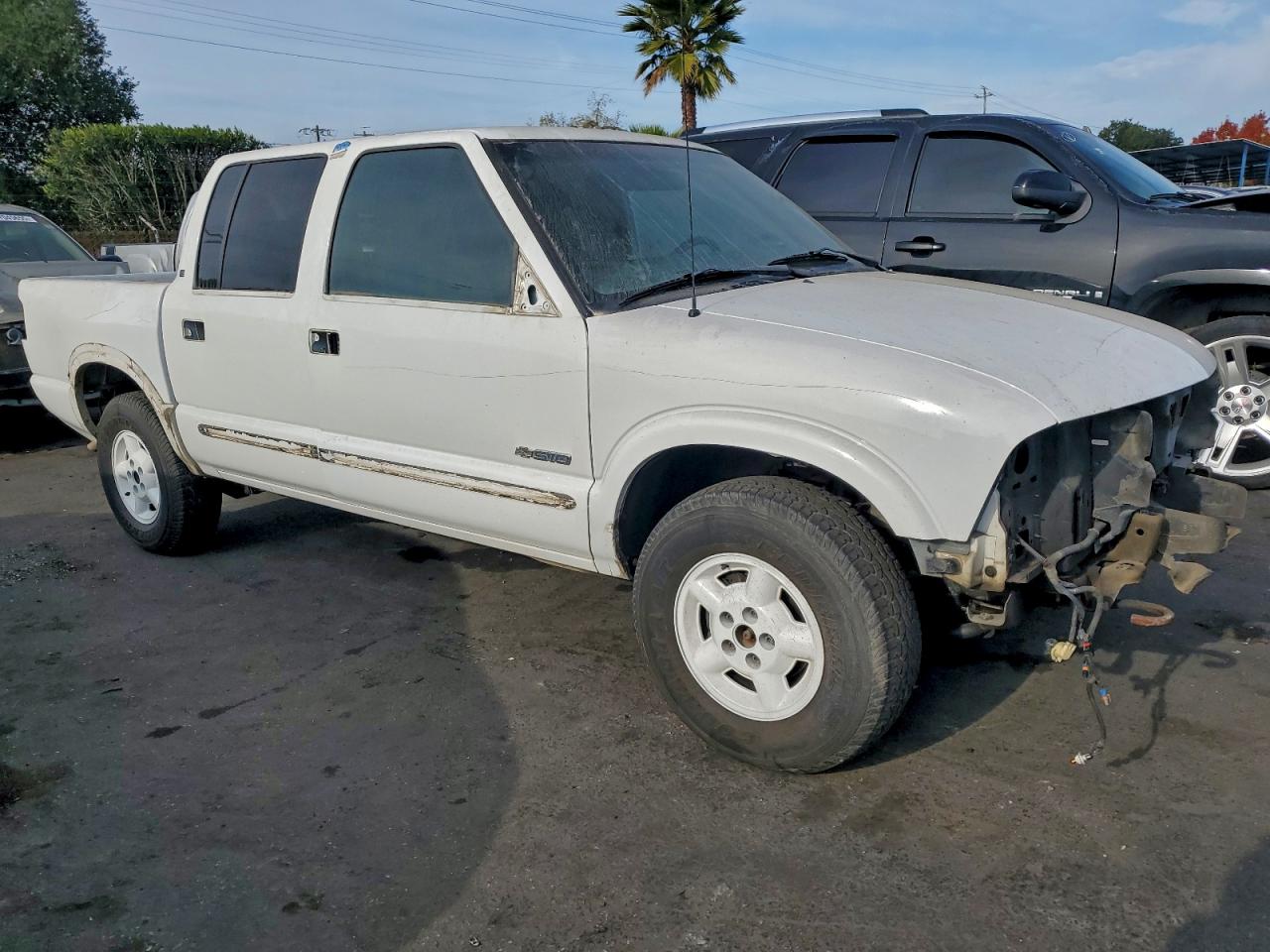 2002 CHEVROLET S TRUCK S10 photo 4