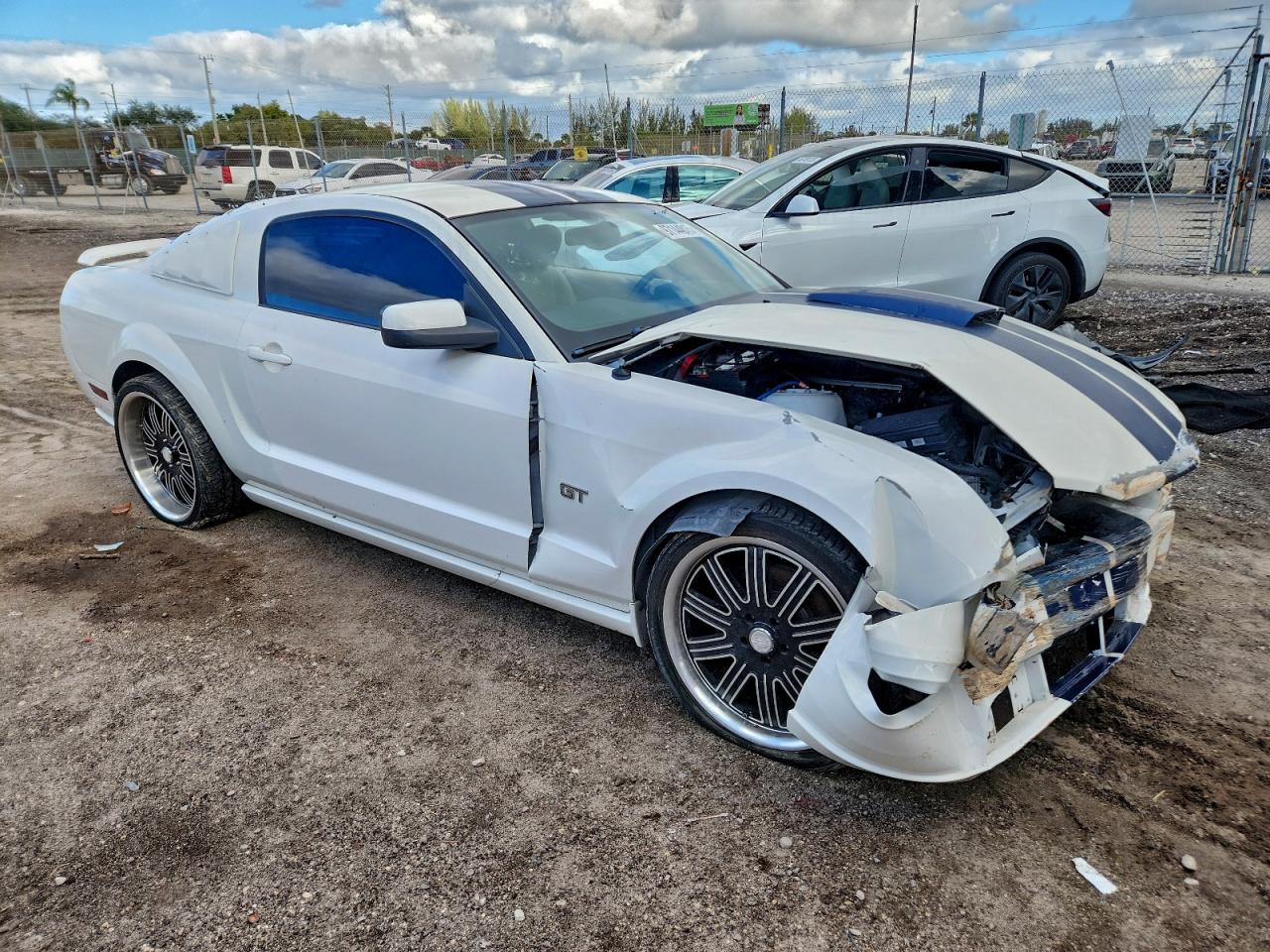 2007 FORD MUSTANG GT photo 4