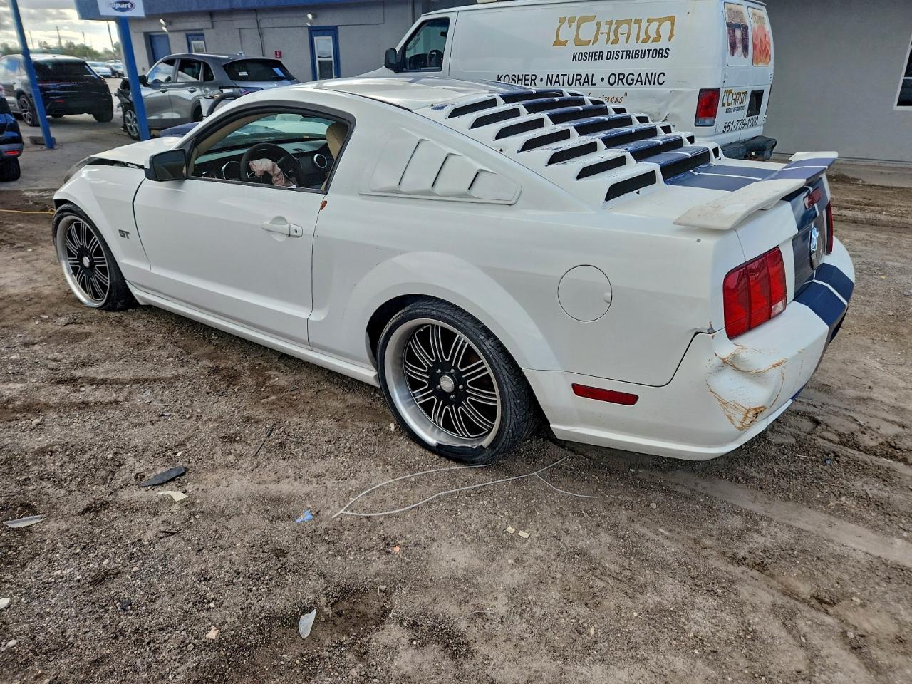 2007 FORD MUSTANG GT photo 2