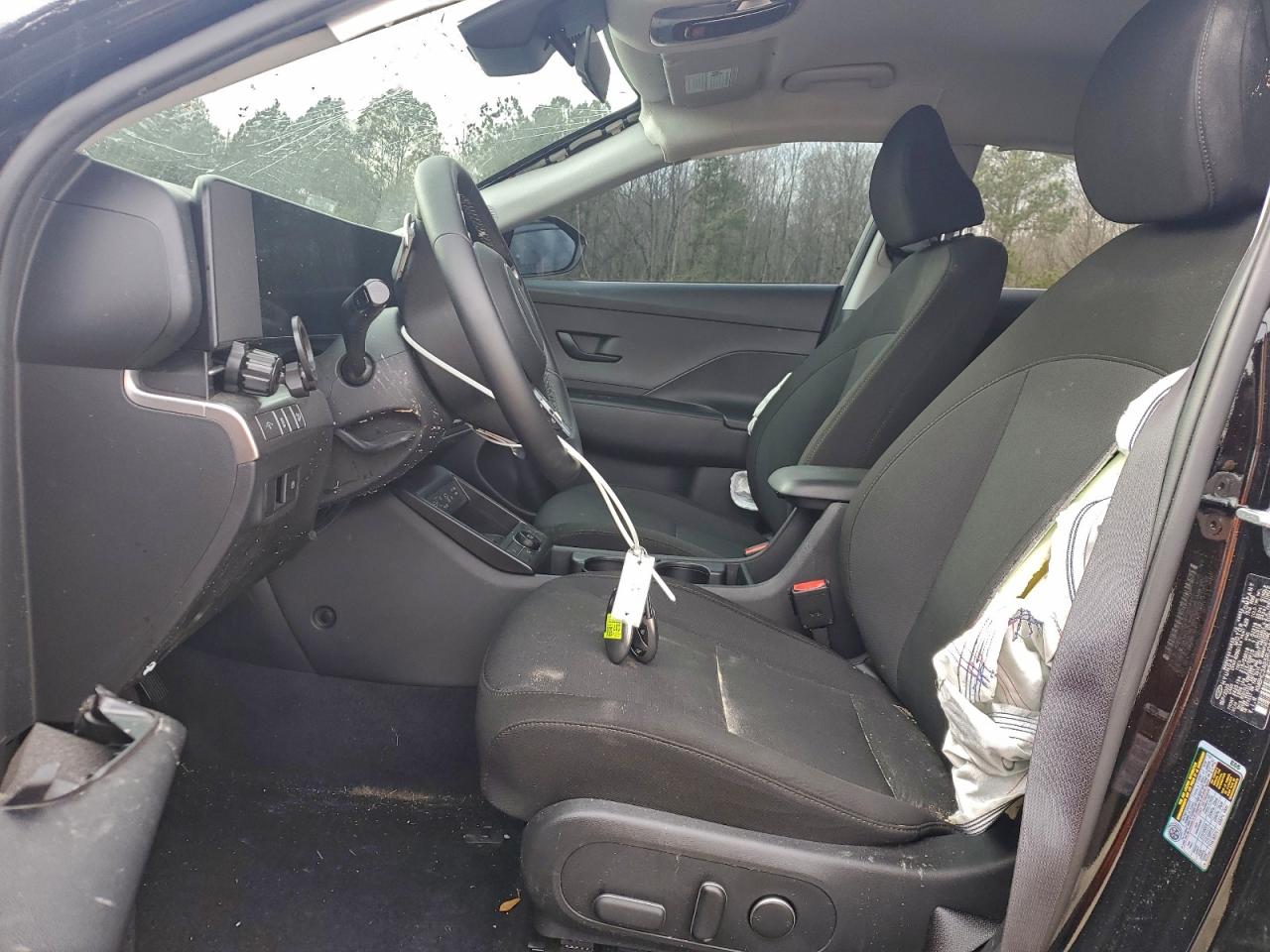 2024 HYUNDAI KONA SEL photo 13