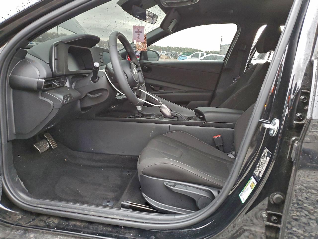 2025 HYUNDAI ELANTRA SEL SPORT photo 7