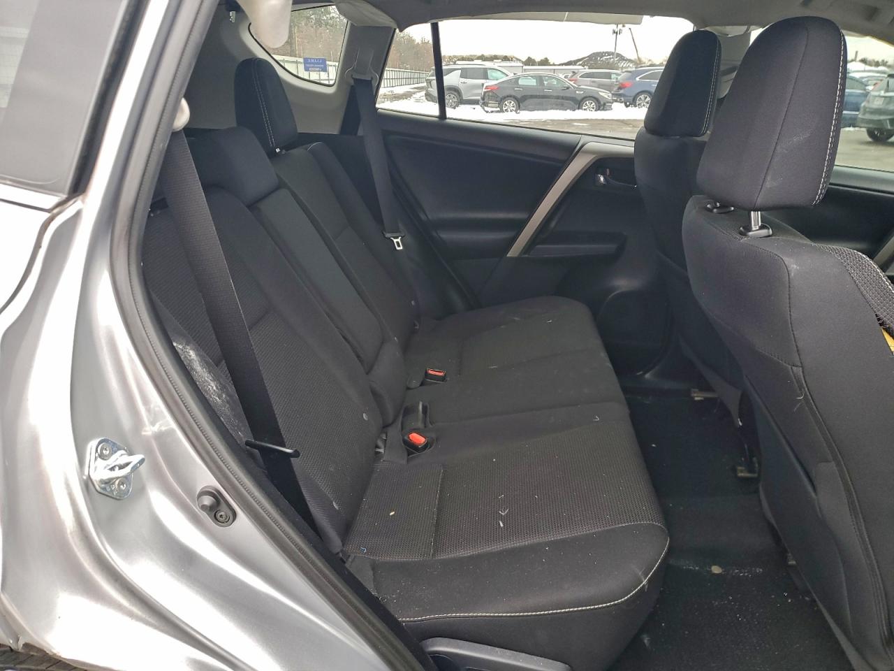 2017 TOYOTA RAV4 XLE photo 11