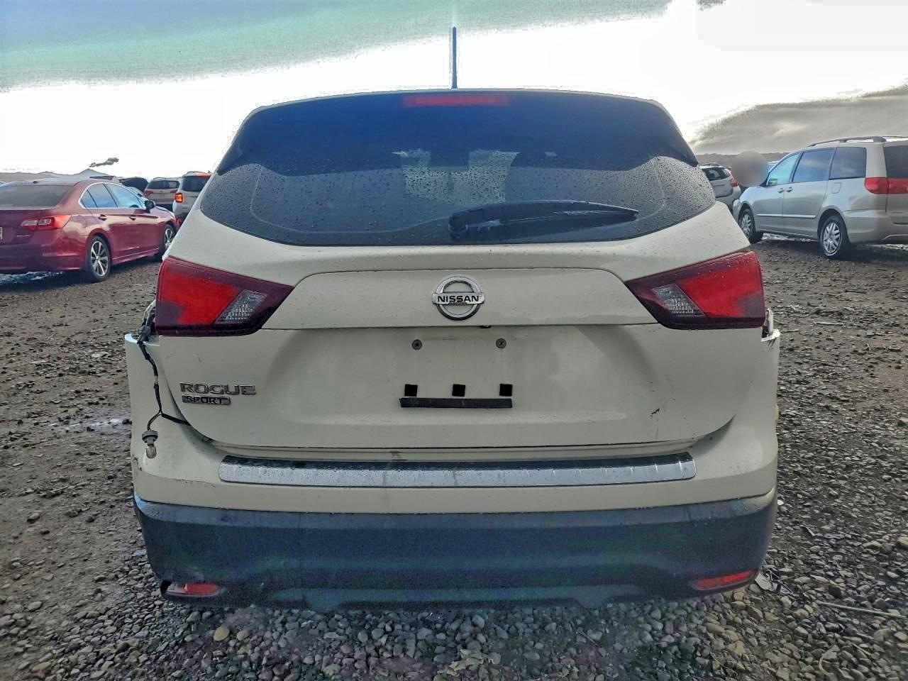 2018 NISSAN ROGUE SPORT S photo 6