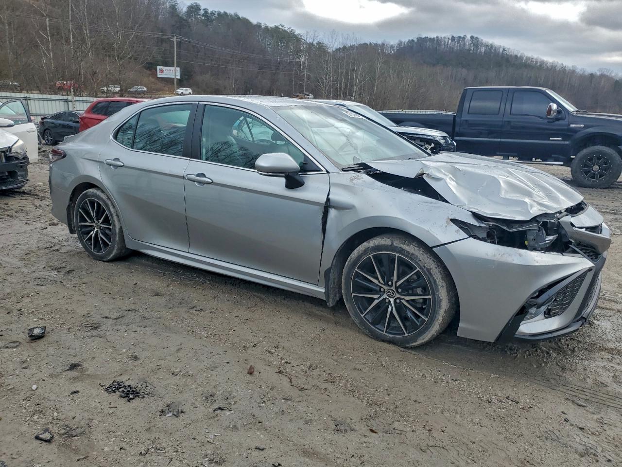 2022 TOYOTA CAMRY SE photo 10