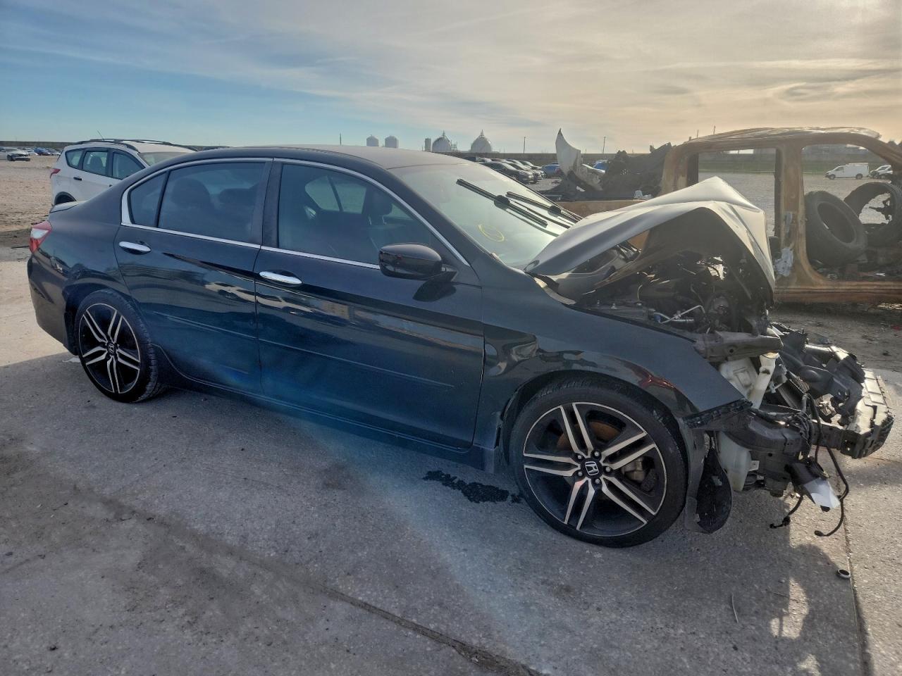 2016 HONDA ACCORD SPORT photo 7