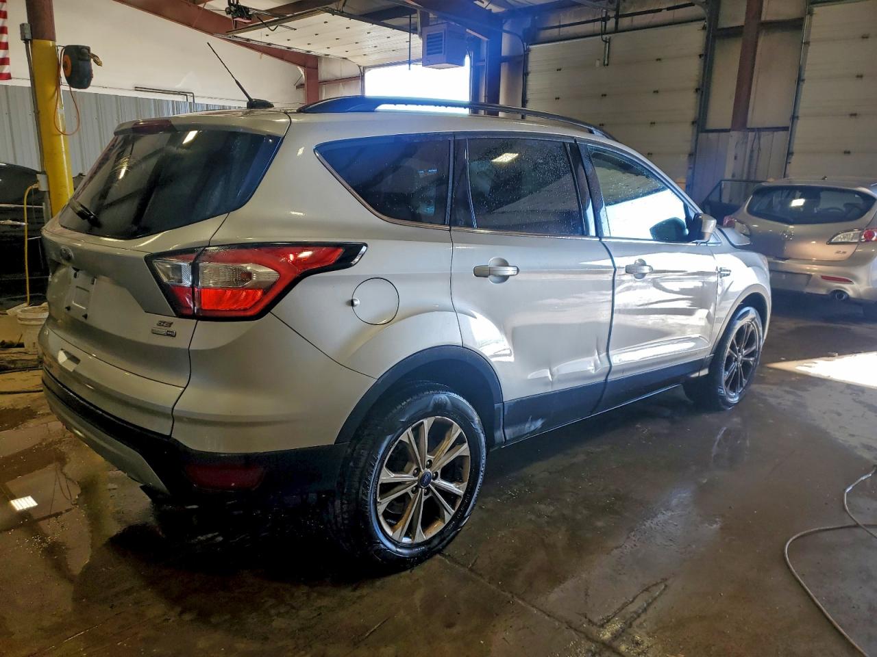 2018 FORD ESCAPE SE photo 3