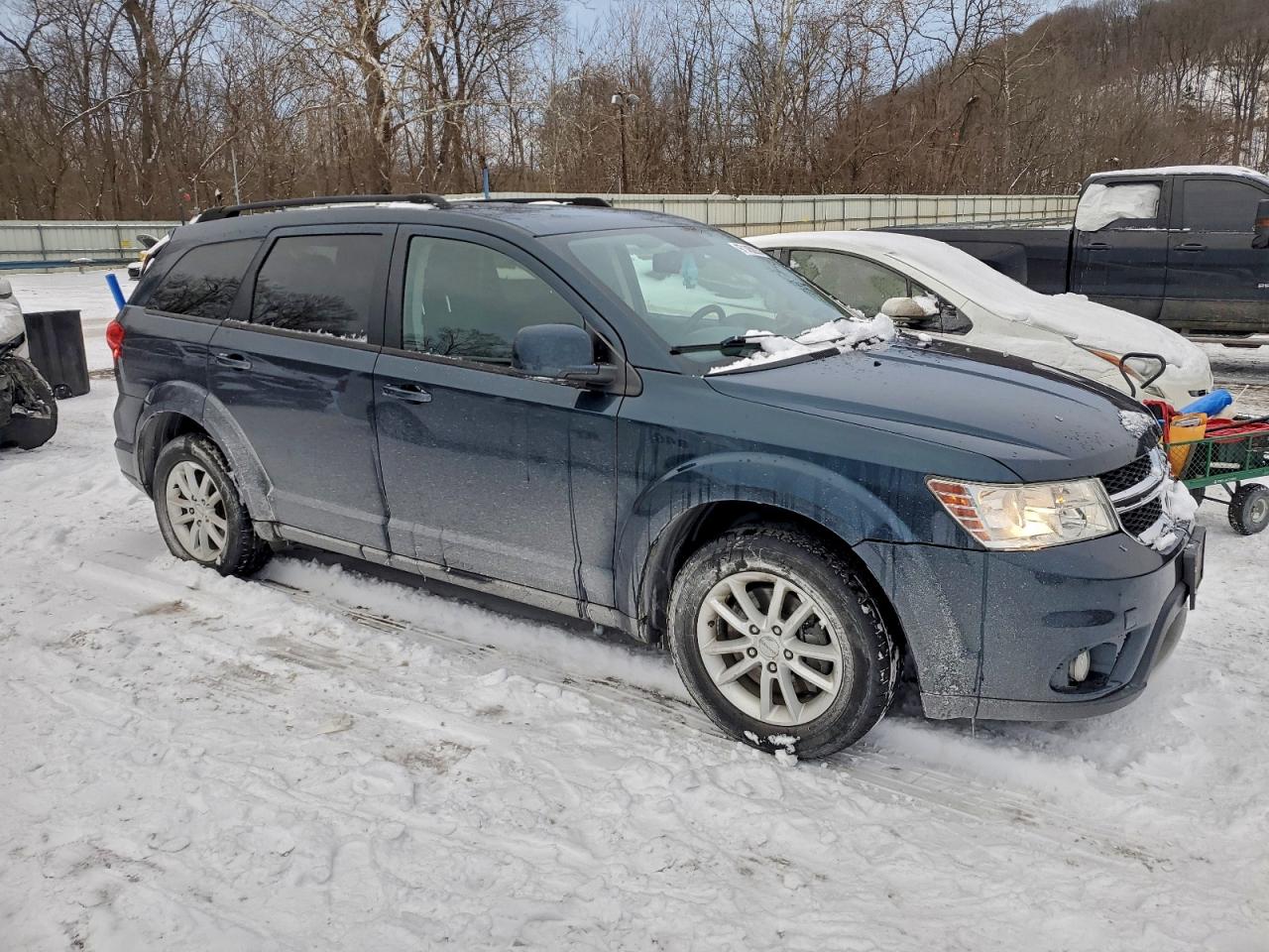 2013 DODGE JOURNEY SXT photo 4