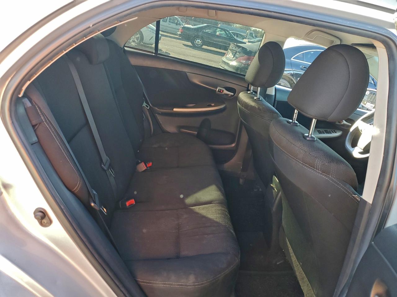 2012 TOYOTA COROLLA BASE photo 10