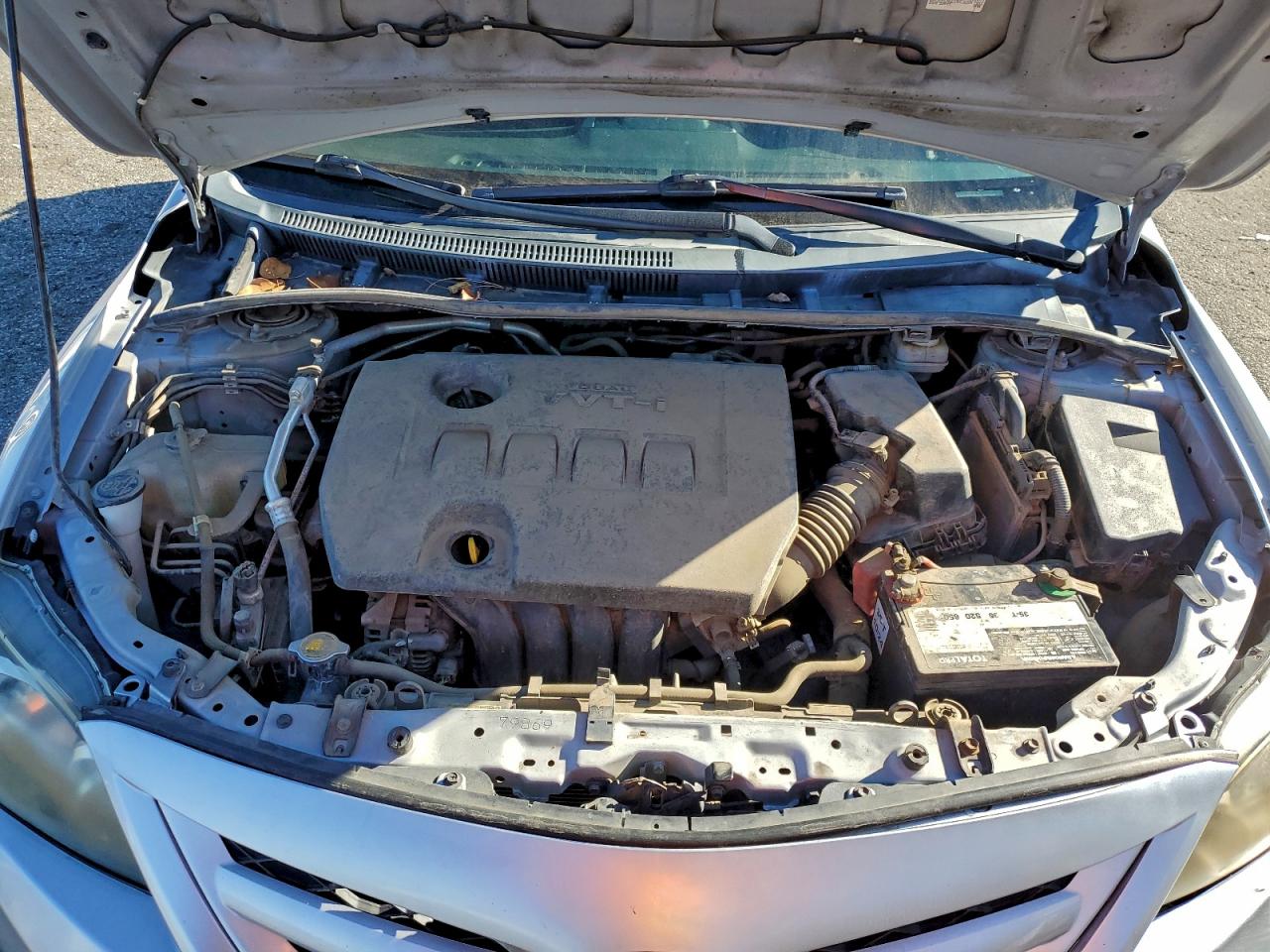 2012 TOYOTA COROLLA BASE photo 11